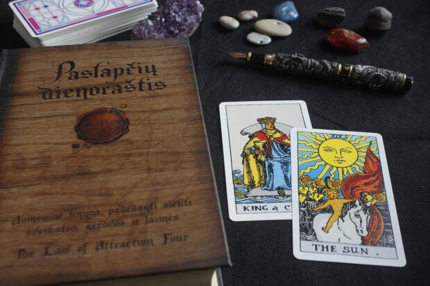 How to Cleanse Tarot Cards by Yourself